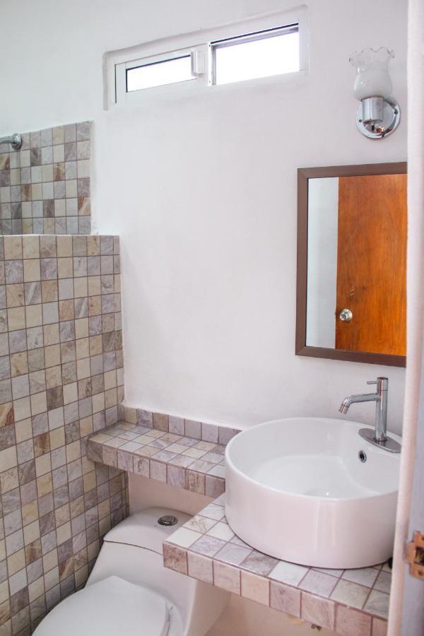 Rooms In Cancun Airport Exterior photo