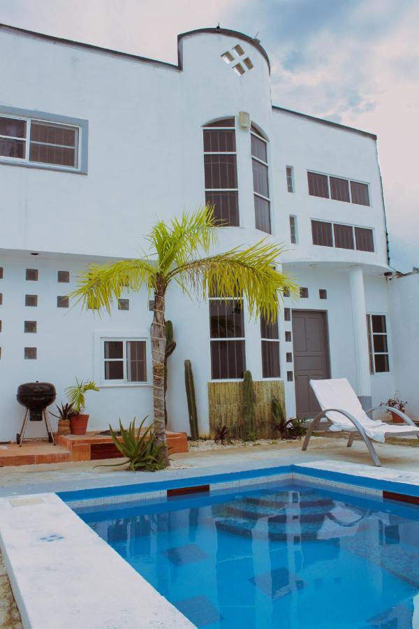 Rooms In Cancun Airport Exterior photo